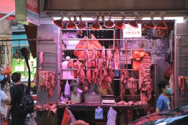 7 Ağustos 2021 tarihi şehir merkezi Wan Chai pazarı.