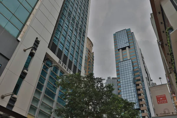 7 Ağustos 2021 Yeni ofis binası ve Causeway Körfezi 'ndeki eski apartman