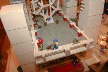 29 Aralık 2004 The Lego figürleri sergide, Shatin