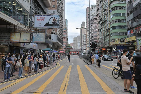 2021年8月15日香港のモンコクの繁華街で — ストック写真