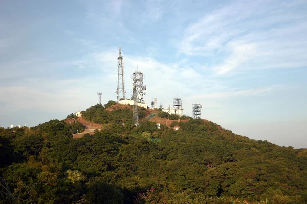 2004年12月16日山頂の電波塔 — ストック写真