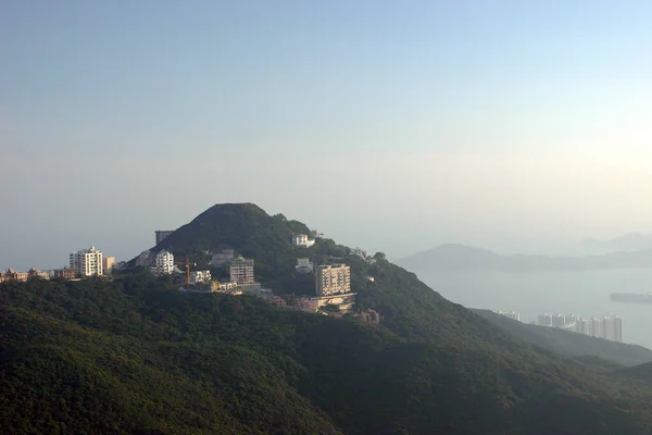 2004年12月16日 香港山顶的豪宅 — 图库照片