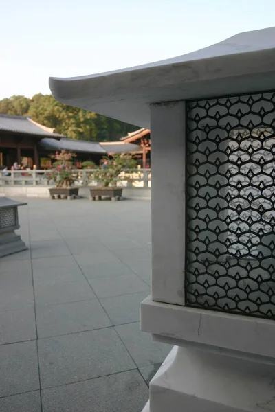 Dec 2004 Traditional Stone Lamp Chi Lin Nunnery — Stock Photo, Image