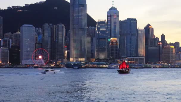 Victoria Harbor Pomalu Pohybujícími Vlnami Plavidly Hong Kong Července 2021 — Stock video