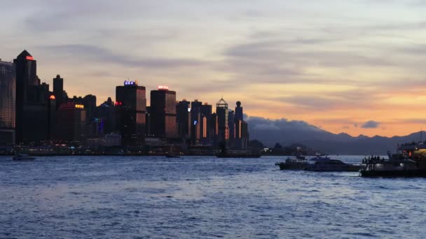 Victoria Harbor Slow Moving Waves Vessels Sunset Sky Hong Kong — Stock Video