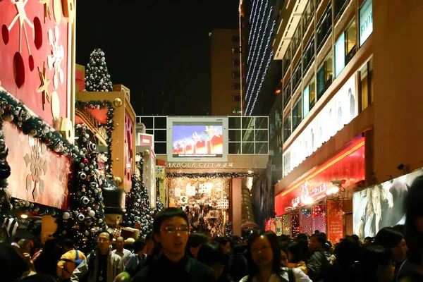 Pessoas Shopping Center Com Decorações Natal Hong Kong Nov 2004 — Fotografia de Stock