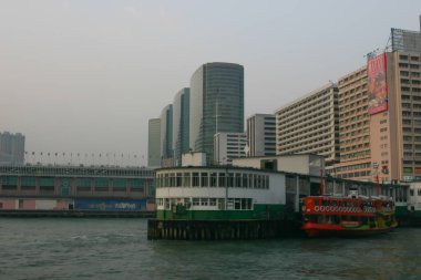 Tsim Sha Tsui Feribot İskelesini Başlat, Hong Kong, 25 Eylül 2004 