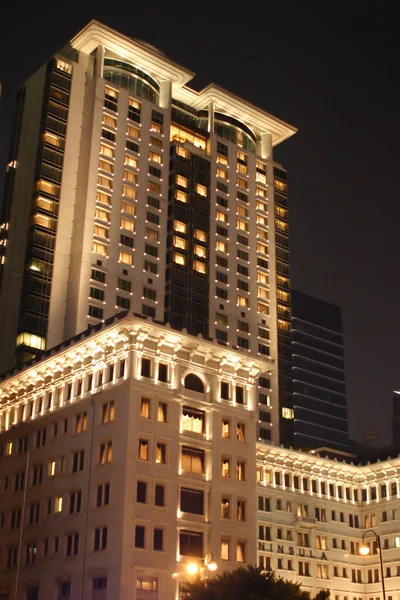 Peninsula Hotel Building Hong Kong September 2004 – stockfoto