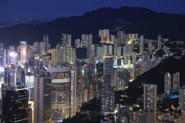 4 Eylül 2021 Geceleri Modern ofis binaları, Hong Kong