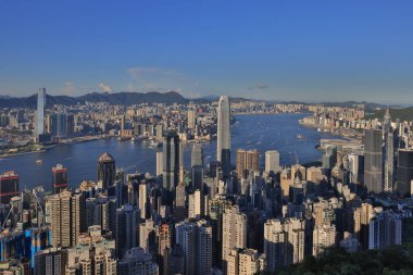 4 Eylül 2021 Hong Kong gökdelenleri ve Victoria Limanı.