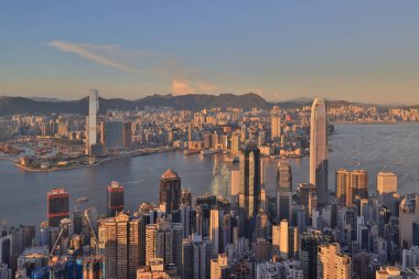 4 Eylül 2021, Hong Kong 'un tepeden gün batımı manzarası.