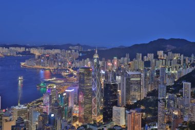 4 Eylül 2021 Hong Kong Adası 'nın sihirli saat görüntüsü