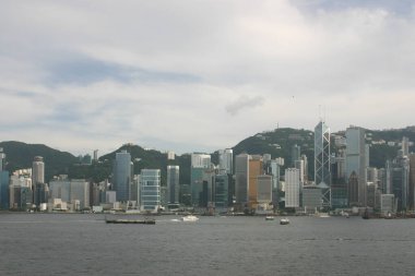 23 Temmuz 2004 'te Victoria Limanı' nın doğusunda, Hong Kong 'da.