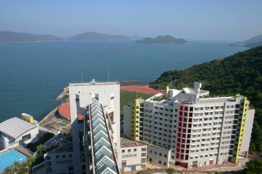 30 Ekim 2004 HKust bir kamu araştırma ve öğretim üniversitesidir.