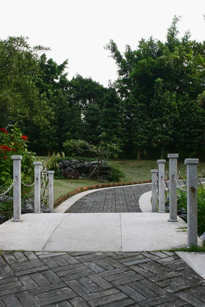 Бетонный Путь Линнань Сад — стоковое фото