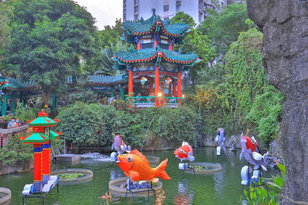 Esculturas Lago Sik Sik Yuen Wong Tai Sin Temple Hong —  Fotos de Stock