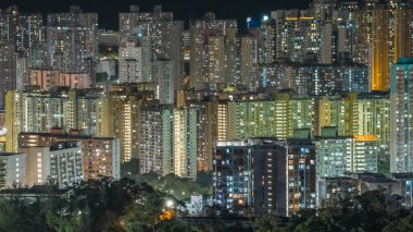 Lok Fu topluluğunun akşam manzarası ve ufuk çizgisi