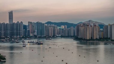 Tsuen Wan, Hong Kong boyunca şehir sahili manzarası