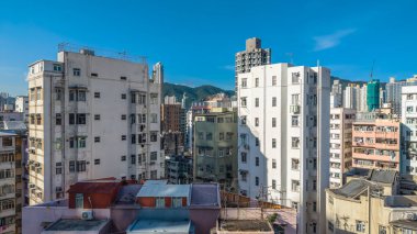 Tarihi Kowloon caddesi canlı kentsel mahalleleri birbirine bağlıyor