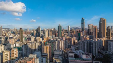 Canlı Yau Tsim Mong bölgesinde yaşayan bir şehir.