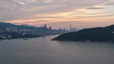 Serene Junk Bay Sahil Manzarası 26 Ekim 2025