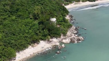 Sakin San Shek Wan Kıyı Köyü, 25 Ekim 2025