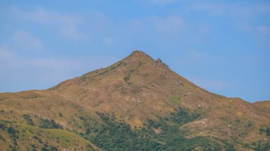 Hong Kong 'da Lin Fa Shan Dağı Manzarası
