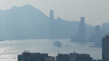 Victoria Limanı Hong Kong Rıhtımı No: 2 2025