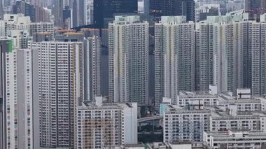 Victoria Limanı 12025 'e bakan Kai Tak Bölgesini yeniledi.