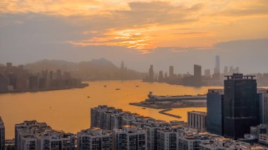 Laguna şehrinde yaşayan modern liman, Lam Tin