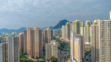 Sau Mau Ping bölgesinde şehir manzarası