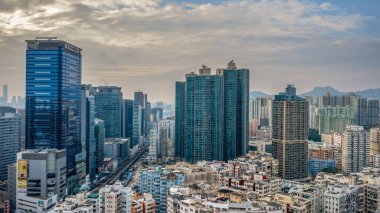 Hong Kong bölgesindeki Kwun Tong 'da ikamet yeri.