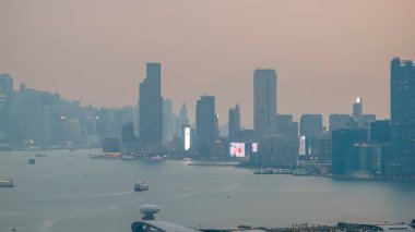 Sis ve şehir görünürlüğünü düşüren çevresel bir sorun