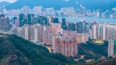 Kowloon Nov 12025 'te renkli mülkler ve ortak yaşam