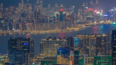 Iconic City Skyline harman limanı ve gökdelenler 1 Kasım 2025