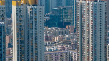 17 Aralık 2025 'te günlük toplum yaşamına sahip yoğun kamu konutları