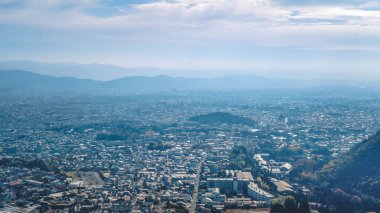 Kyoto 'nun kuzey bölgesindeki kentsel manzara 24 Kasım 2025