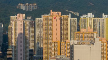 Cheung Sha Wan 'da 24 Aralık 2025' te yüksek katlı toplu konutlar