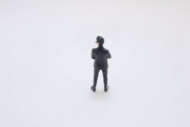 Güvenilir korumalar, koordine koruma düzeninde tetikte olun.