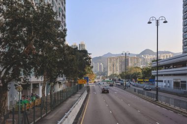 Yuen Wo Yolu, Sha Tin, Hong Kong Açık bir günde 27 Aralık 2025