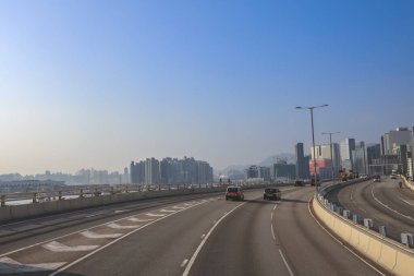 Kentsel Yükseltilmiş Kwun Tong Geçidi Doğu Kowloon Peyzajı 27 Aralık 2025