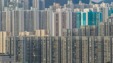 Yüksek yoğunluklu konut binaları günlük şehir merkezi Jan 4 2026 'yı oluşturuyor.