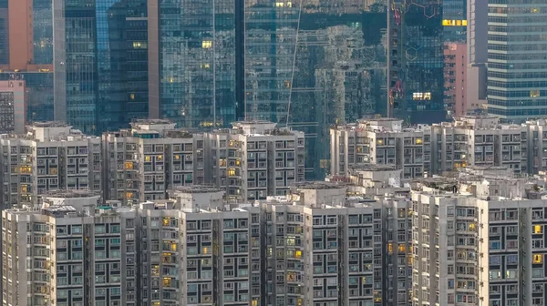 Yüksek yoğunluklu konut binaları günlük şehir merkezi Jan 4 2026 'yı oluşturuyor.