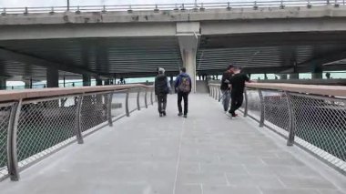 Doğu Kıyısı Sahil Yolu Victoria Limanı Rıhtımı Hong Kong, 31 Aralık 2025