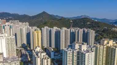 Yüksek konut kuleleri sırasına göre 11 Ocak 2022 'de tek tip balkonlar sergilenmektedir.