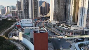 Parlak Gün Işığı Anderson İnşaat Alanında Etkin İnşaatı Aydınlattı, 11 Ocak 2026