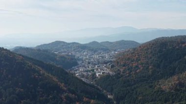 Kırsal Dağ Bölgesi Okitayama Haradani Inuicho Kyoto, 24 Kasım 2025