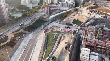 Parlak Gün Işığı Anderson Sitesi 'nde Aktif İnşaat Çalışmalarını Aydınlattı, Ocak 10 2026