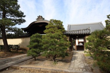 24 Kasım 2025 'te fusuma resimleriyle birlikte tarihi Juko alt tapınakta.