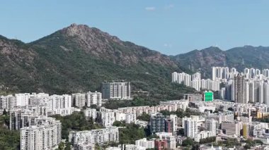Kowloon Tong silueti midrise ve modern kuleleri harmanlıyor, 11 Şubat 2026